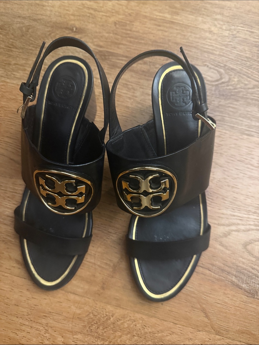 Tory Burch Black Leather Slingback Heels with Gold Logo Medallion